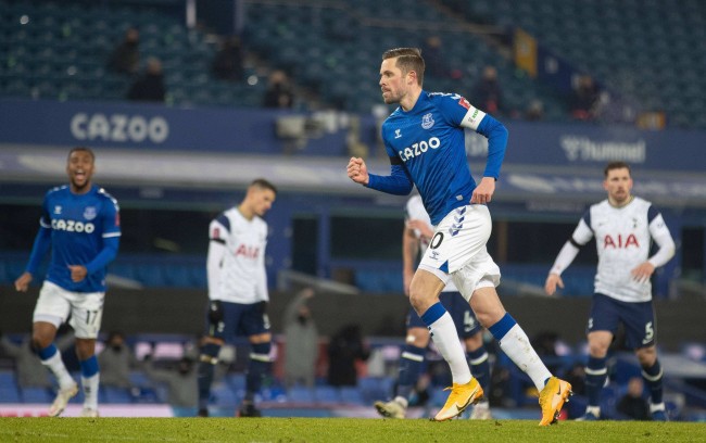 伯恩利选择 伯恩利选择